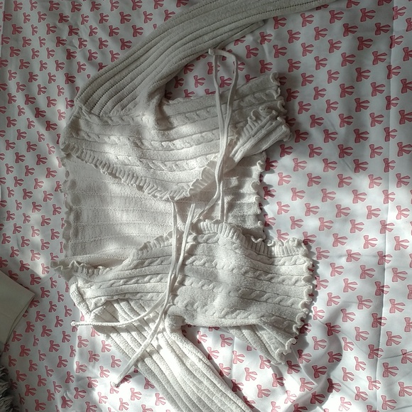 Sweaters - Sweater Cropped